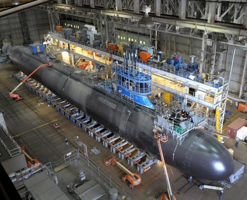 General Dynamics Electric Boat Wins $215M for US and UK Submarine ...