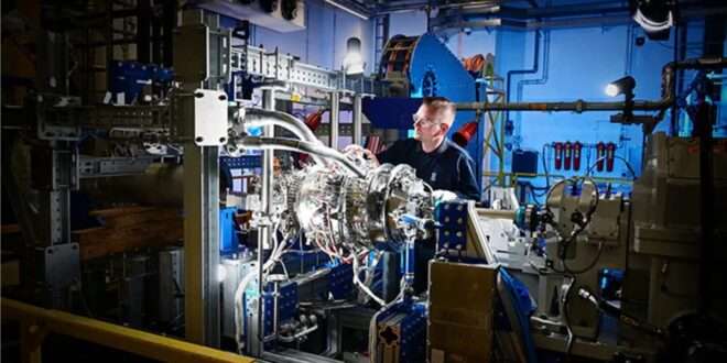 New Rolls-Royce Engine for Hybrid-Electric Flight Completes Successful 1st Fuel Burn
